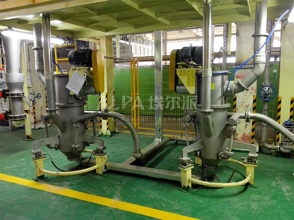 Catalyst grinding production line